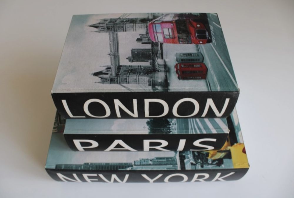 Caixas com tampa magnética - Livros