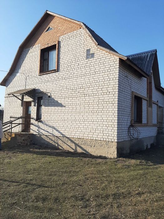 продам  будинок терміново