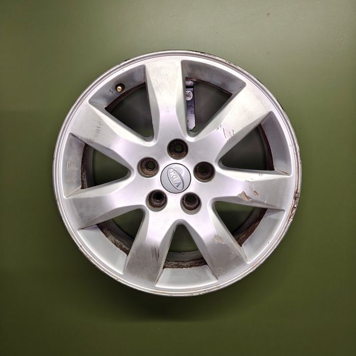Felgi KIA 17" 5x114.3 7j et41 #1004