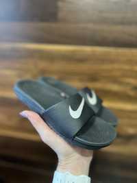 Шьопанці Nike us 1y