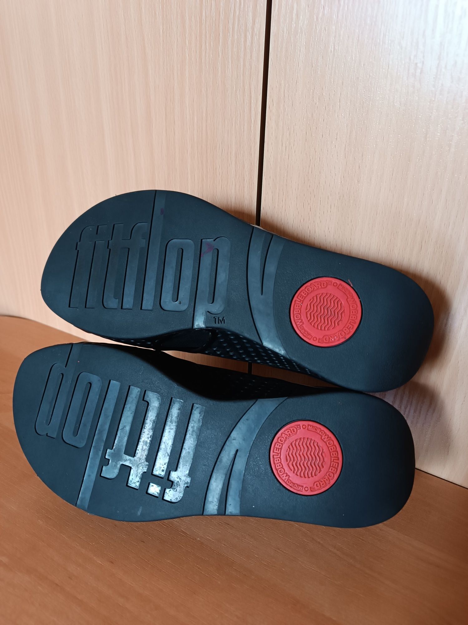 Шлёпанцы fitflop 39 р Сандалі fit flop Босоножки Сандалии В'єтнамки