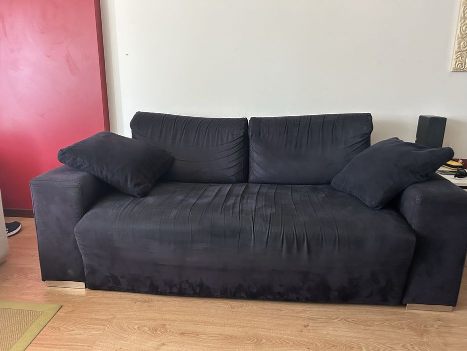 Sofá preto em tecido 198 cm