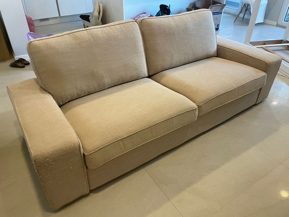 Vendo sofa bege 3 lugares