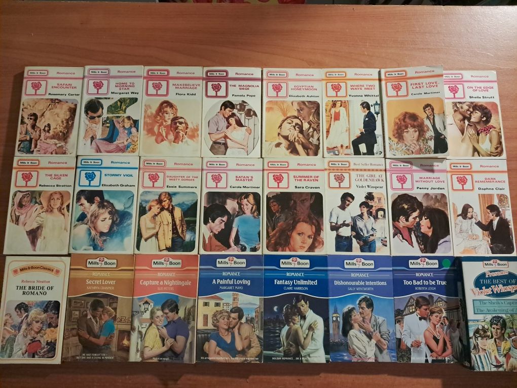Romances bolso em inglês,Mills & Boon, A Candlelight  ecstasy romance