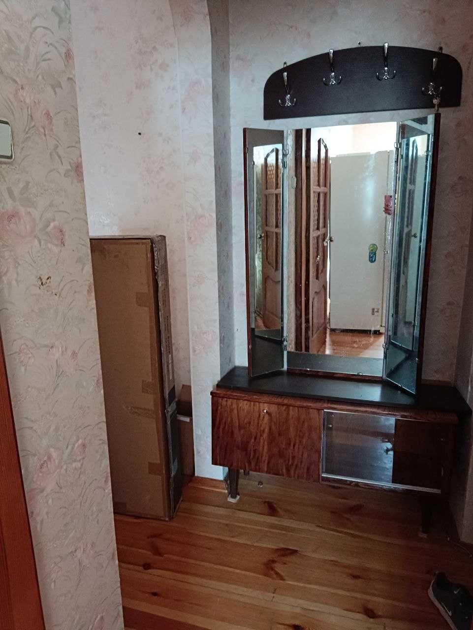 Продаю трюмо м Черкаси