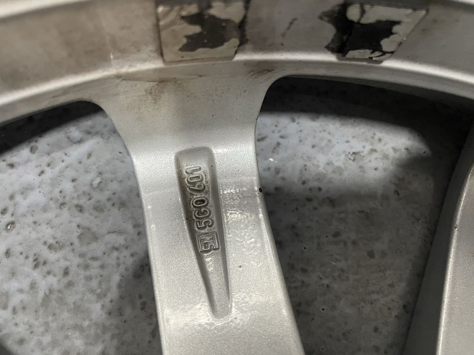 4x felga aluminiowa vw 5x112 17” 7J et49 golf