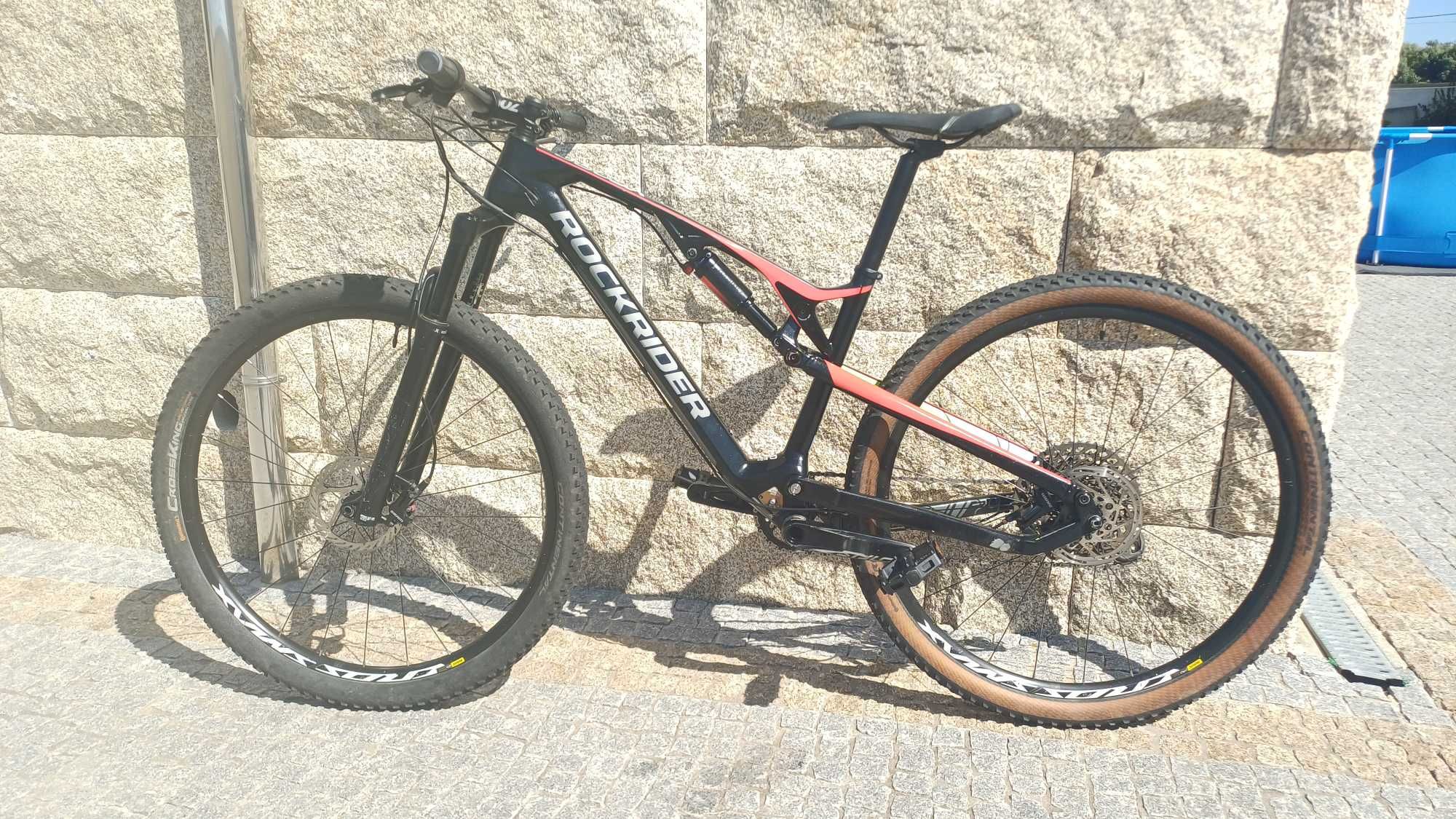 Bicicleta BTT Cross Country XC 900 S Carbono