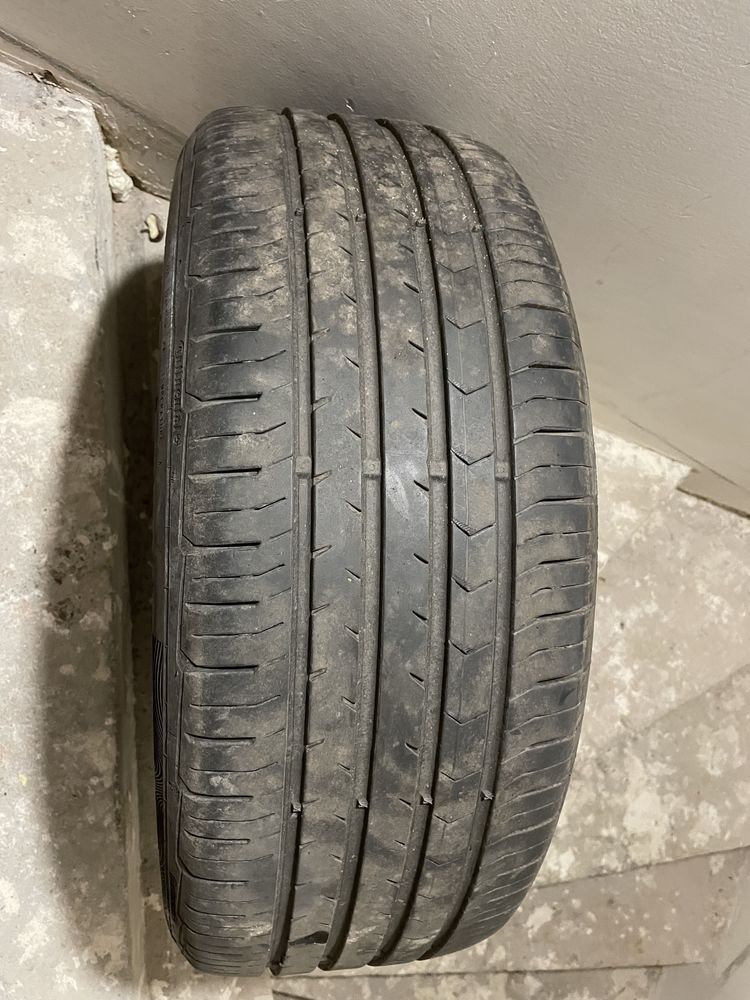 Opony letnie Contenintal 215/55 r17