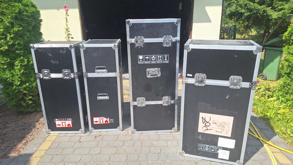 Skrzynie transportowe case