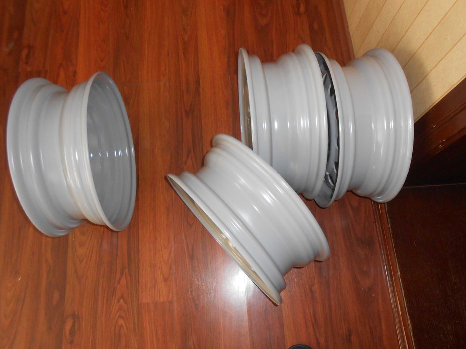 Диски ваз 5 дюймів   р14  4/98 безкамерні!