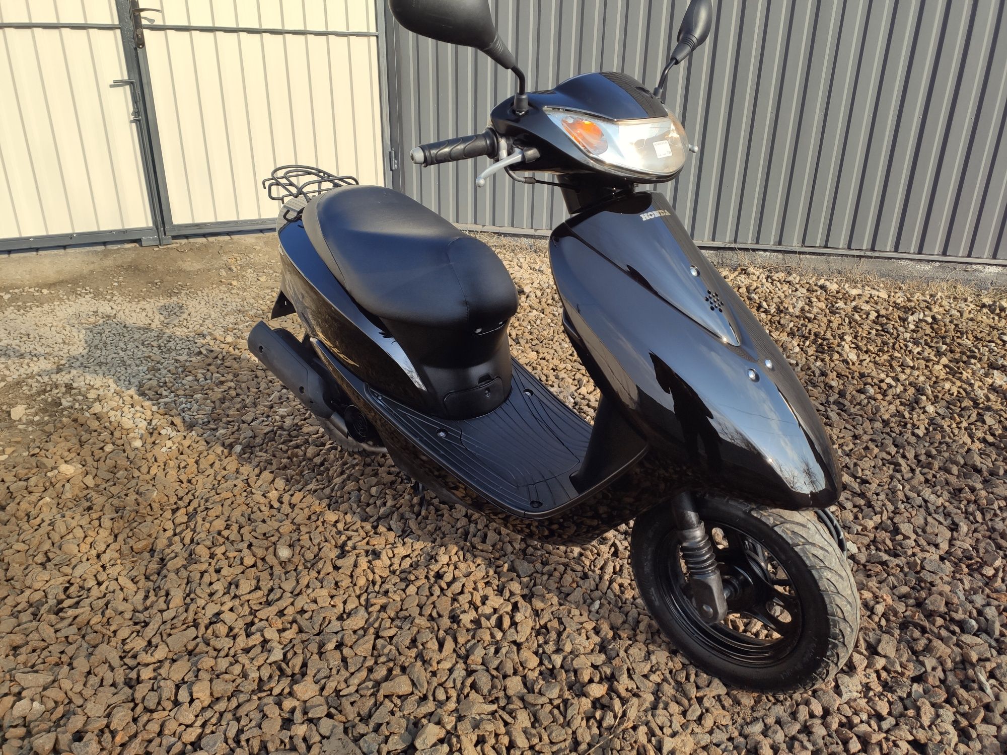 Honda Dio 68 з контейнера