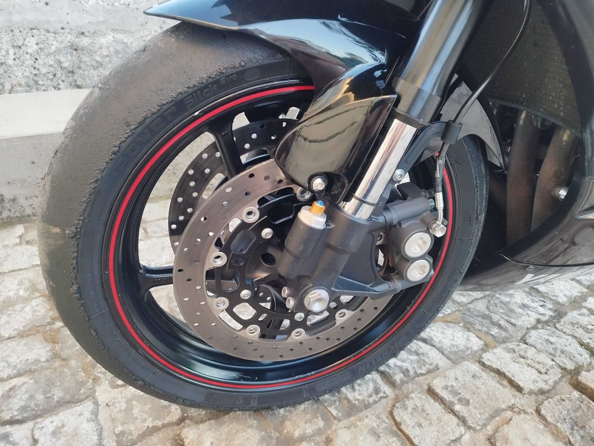 Yamaha R6 Track Days
