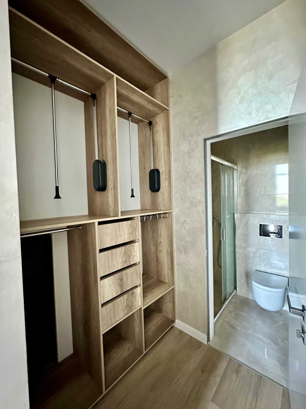 Продам 3х кімнатну квартиру ЖК Comfort City з власним басейном Центр