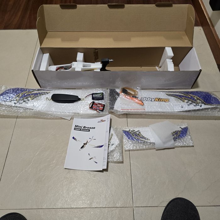 Model Szybowiec zdalnie sterowany Mini Breeze z Hobby King