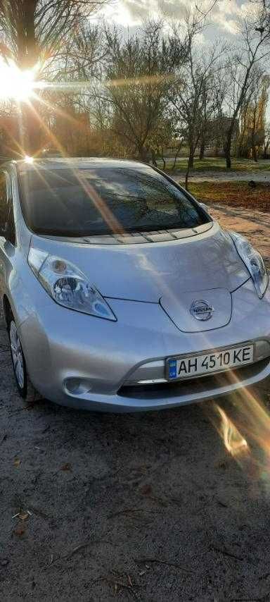 Nissan Leaf 2014