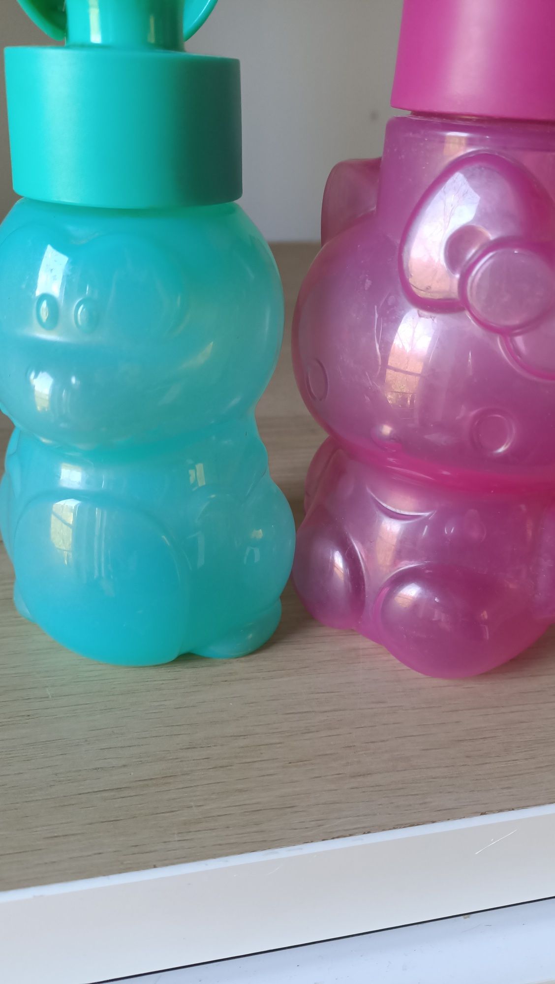 Butelka bidon  Aqua Tupperware  Tuptusie hello kitty  smoczek robaczek