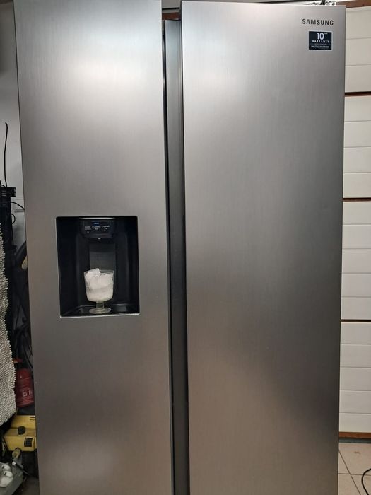 Lodówka Samsung side by side