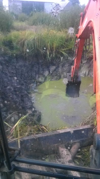 usługi minikoparką, kostka brukowa, budowa i utrzymanie stawów itp.