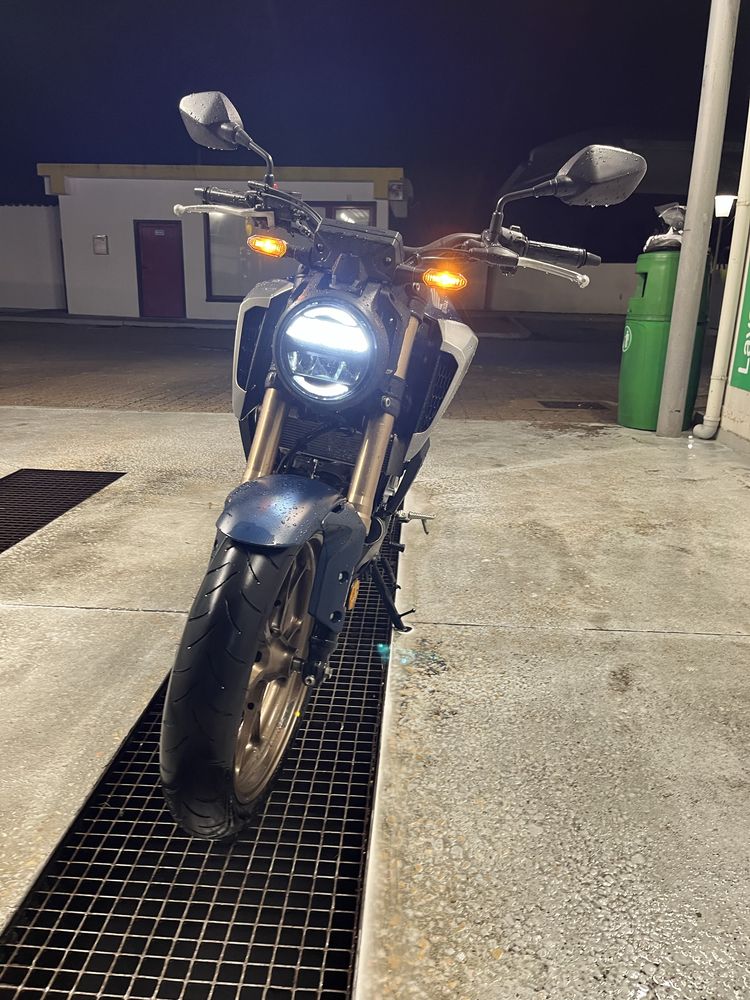 Honda cb 125r 2022
