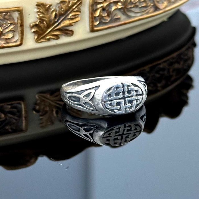 Srebrny sygnet męski z lat 70-tych ubiegłego stulecia - próba 925