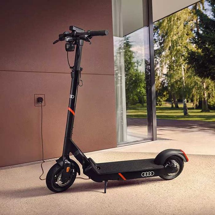 Hulajnoga Elektryczna Audi Egret