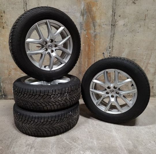 Koła 18 felgi volvo XC60 5x108 opony zimowe Nokian 4x 235/60r18