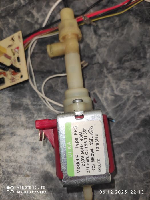 Кофеварка рожковая Vitek 1513 запчасти