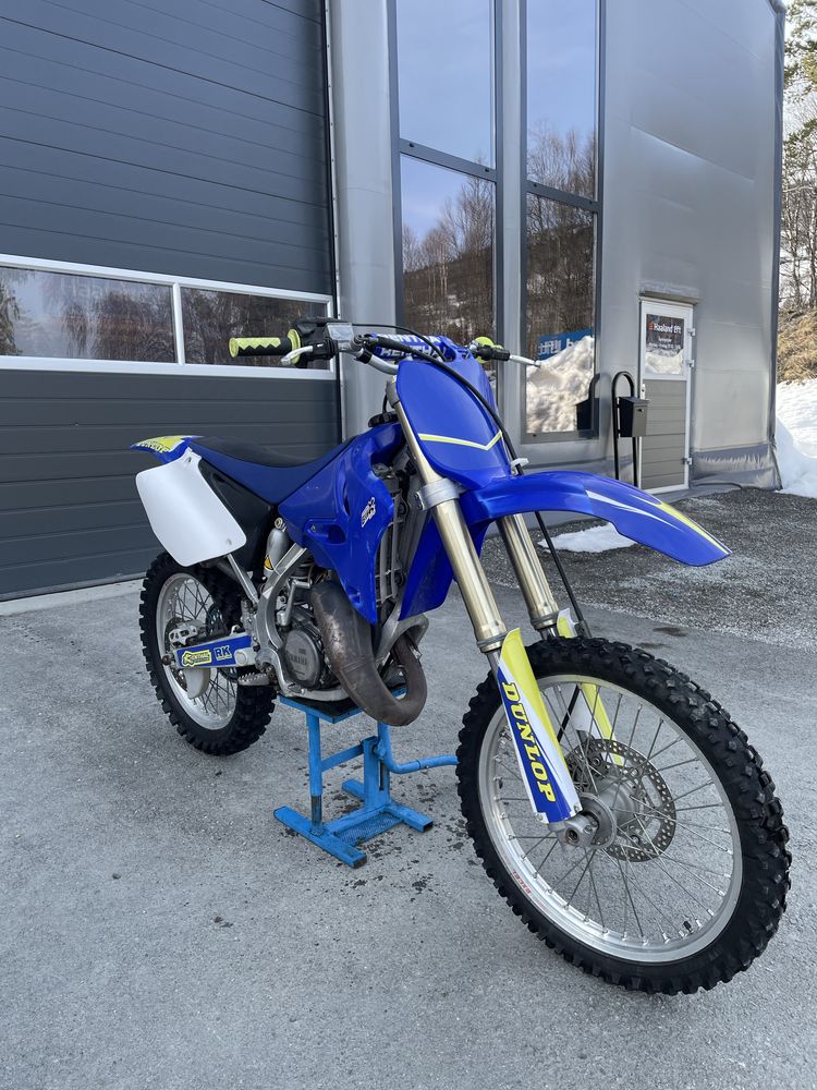 Yamaha YZ 125