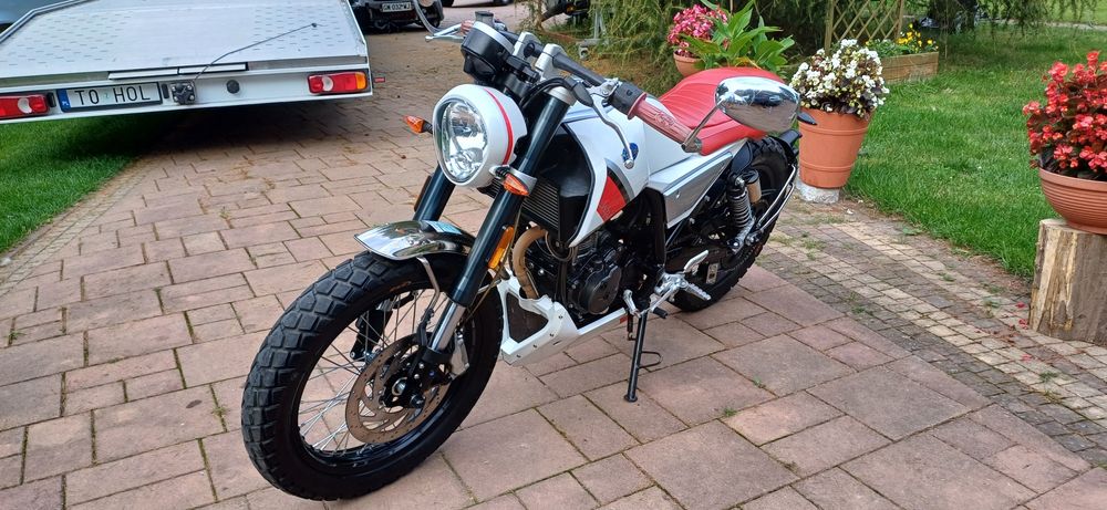 FB Mondial hps125 Aprilia 125 Cruiser