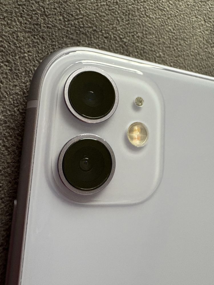 Iphone 11 fioletowy 64 GB