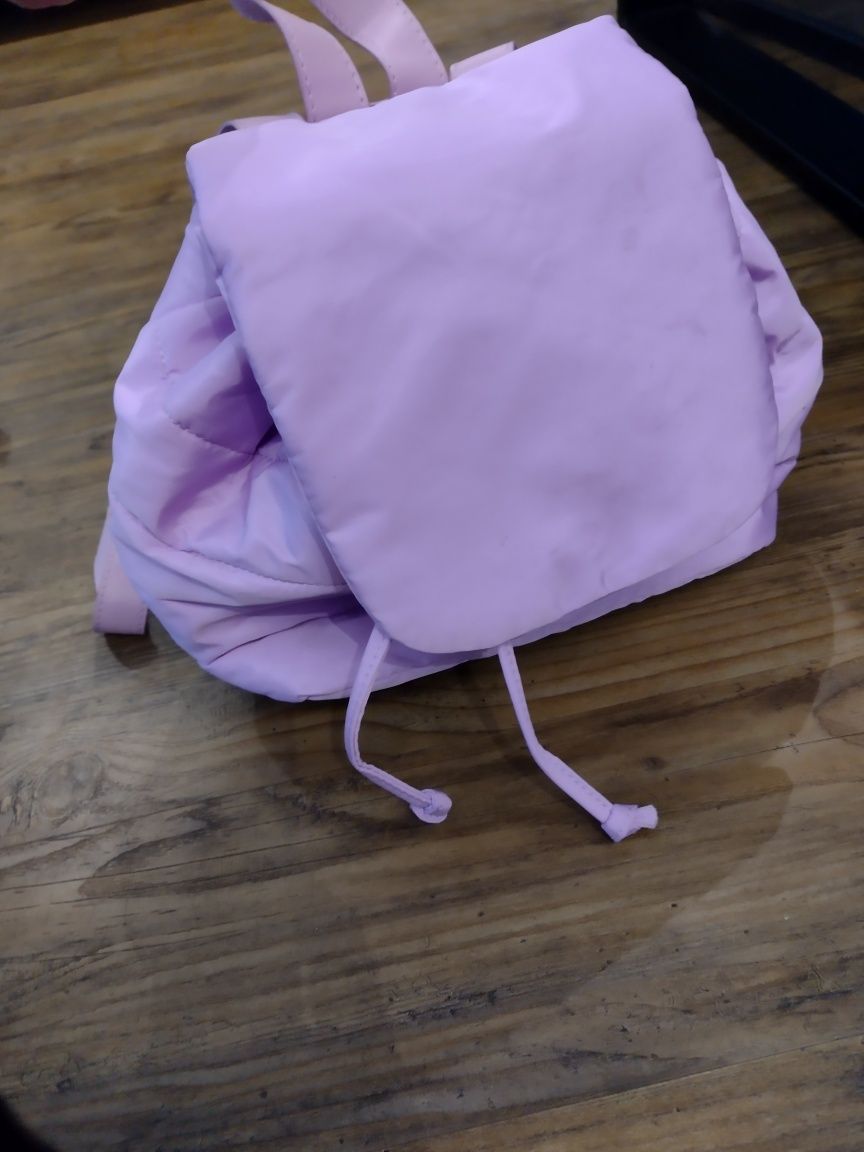 Plecak liliowy dla dziewczynki