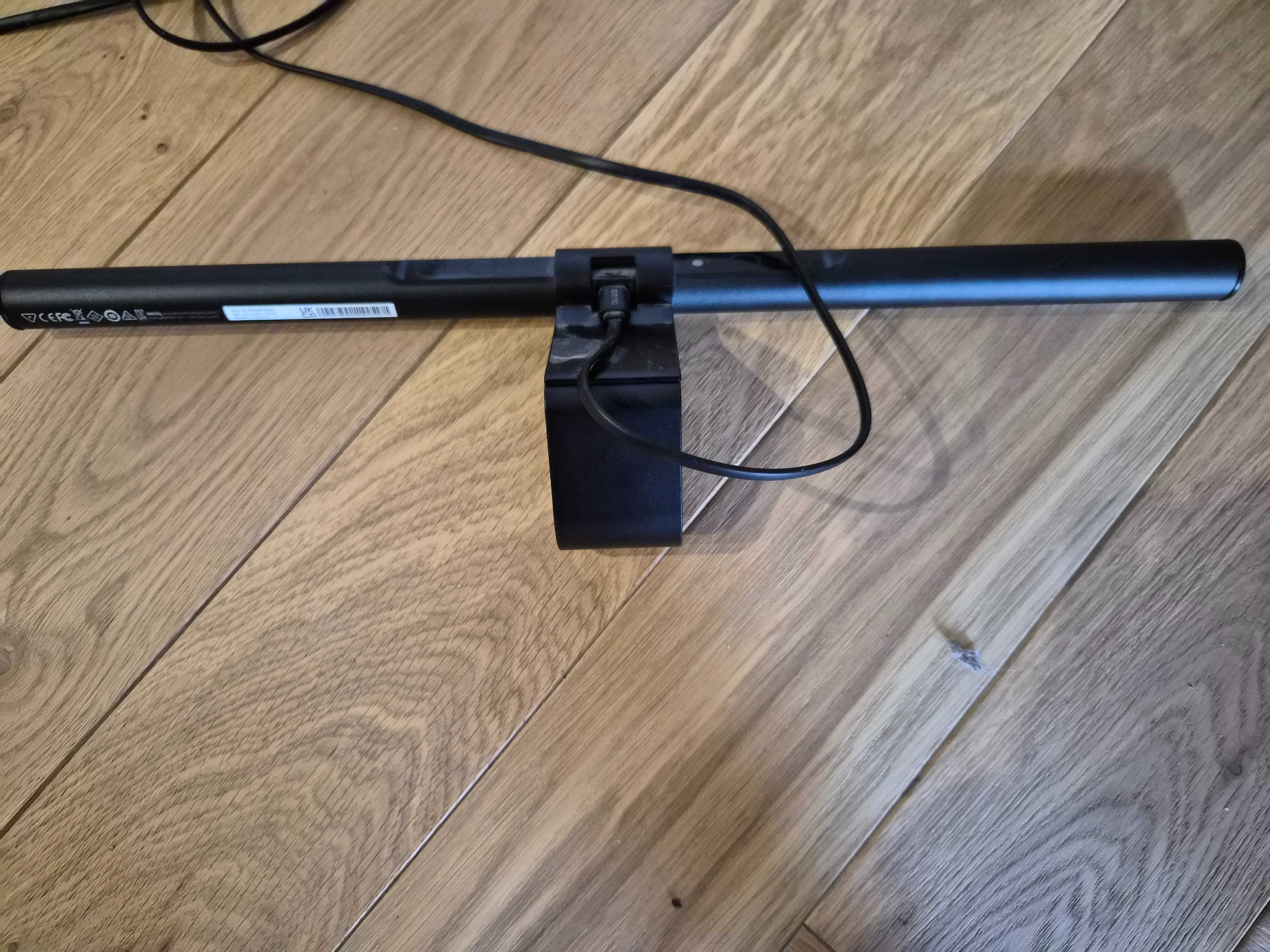 BenQ ScreenBar Task Lamp with Auto-Dimming and Hue Adjustment Features