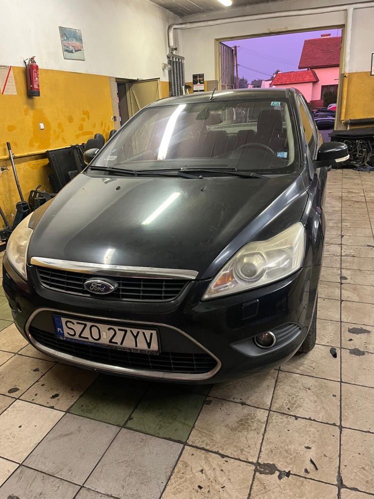 Бампер форд фокус мк2 2005-11 р