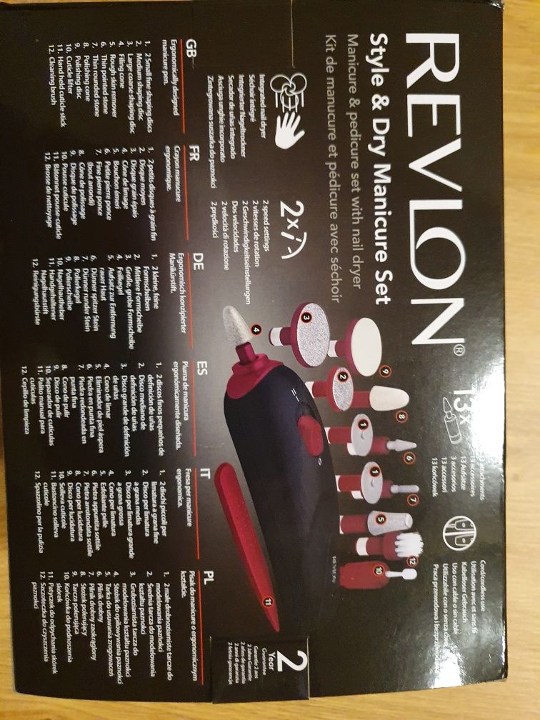 Zestaw do manicure i pedicure Revlon