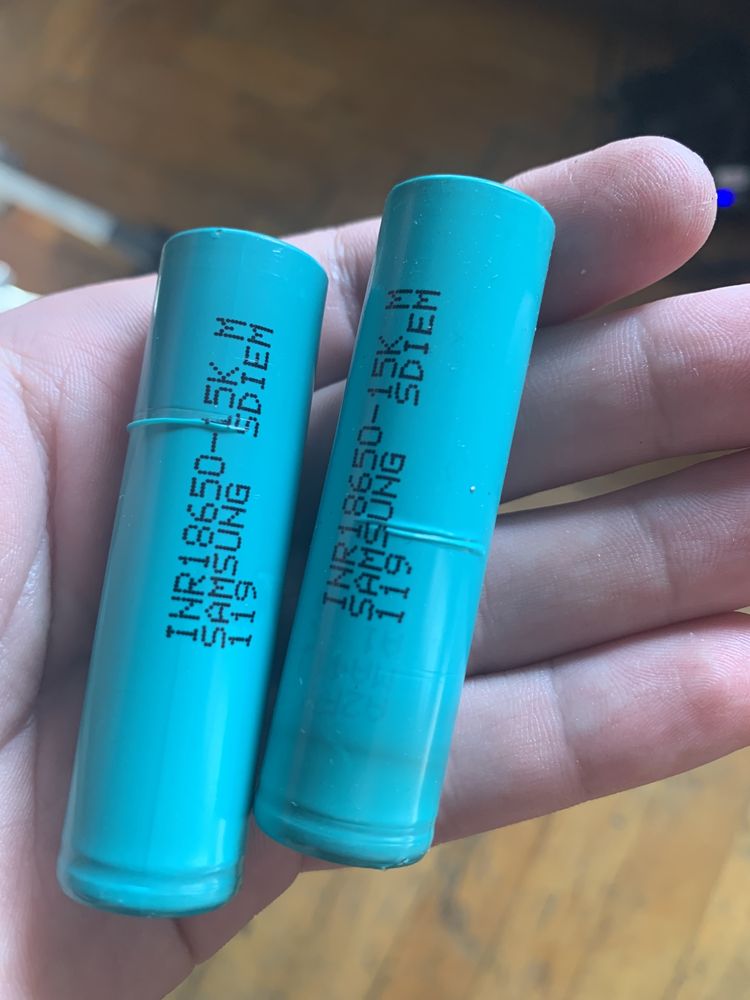 Ogniwa Samsung akumulatory 18650 3,7V 4 sztuk