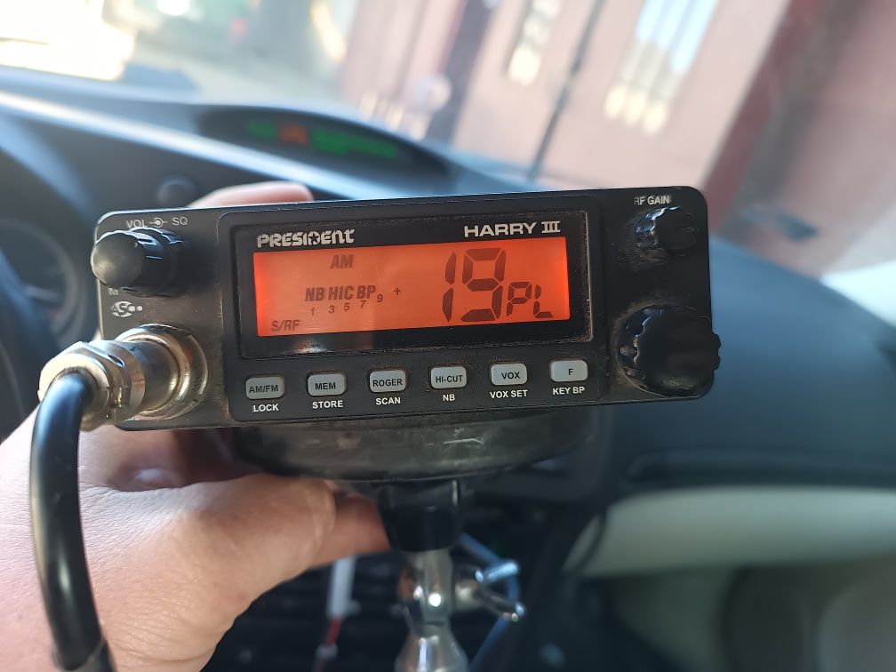CB radio President Harry 3 plus antena