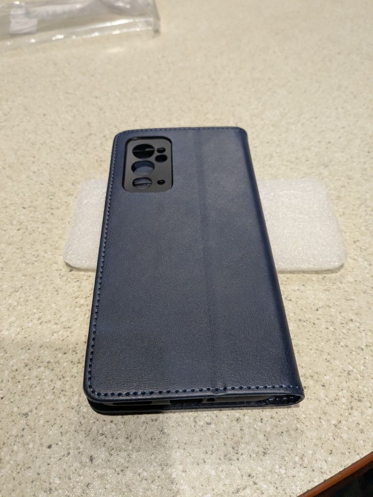 Продам чехол для One Plus 9rt. 8/256