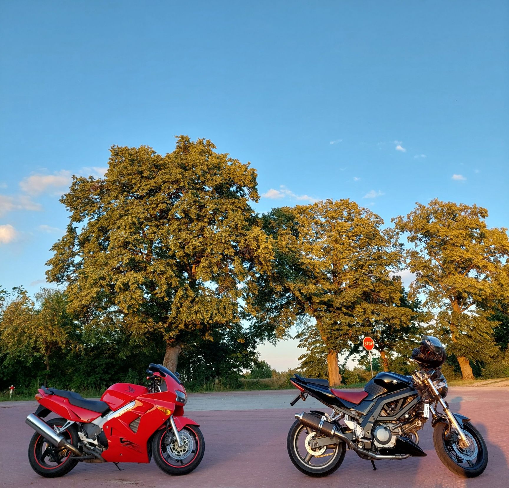Honda VFR800 fajny stan!
