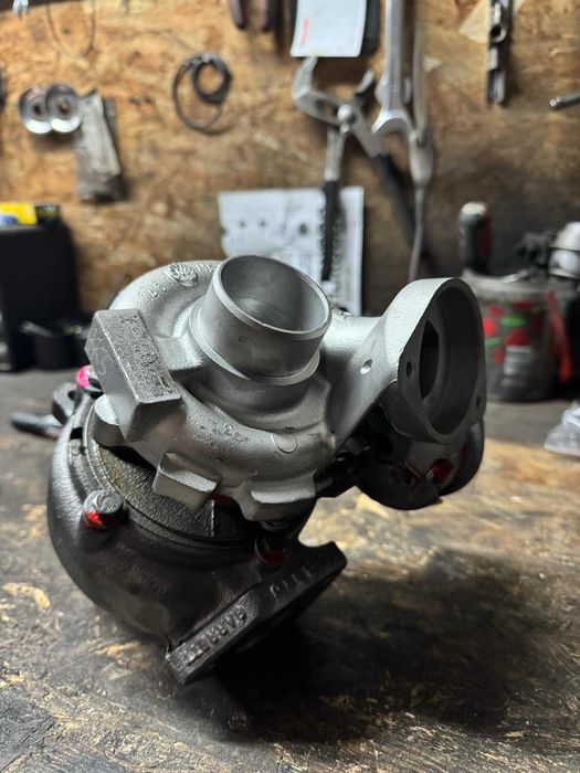 Turbosprężarka turbina BMW 2.0 150KM