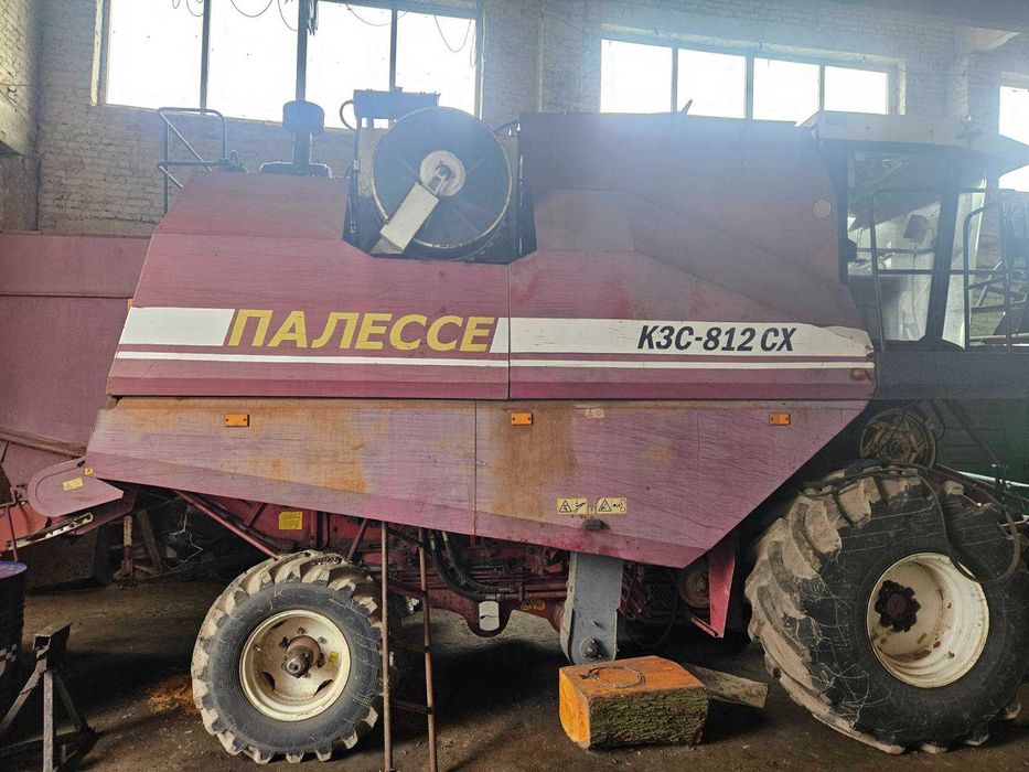 ПАЛЕССЕ КЗС 812 Комбайн