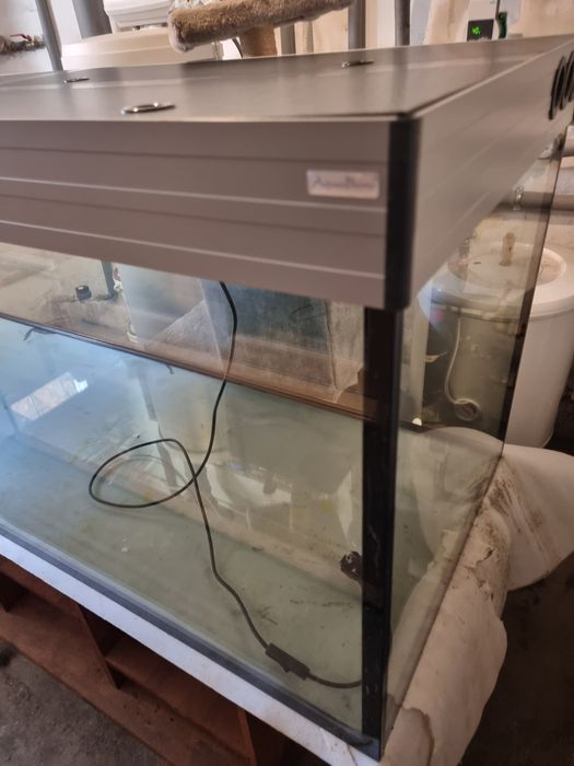 Akwarium 600l z pokrywą