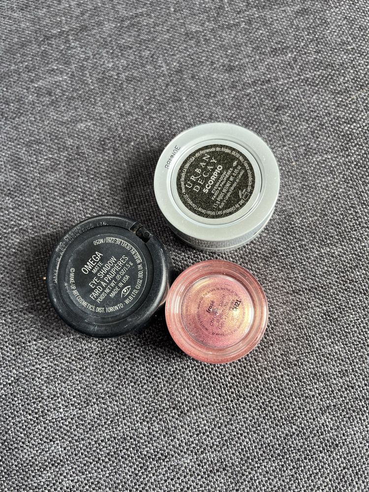 Cienie tarte frose mac omega matte urban decay scorpio