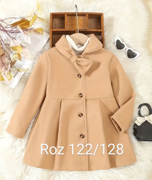 Nowy płaszczyk dla dziewczynki