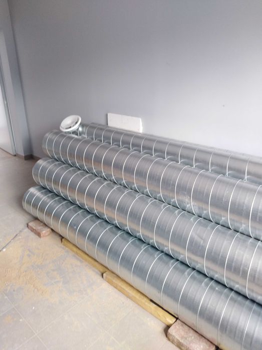 Piec nadmuchowy z podajnikiem 150 kw.