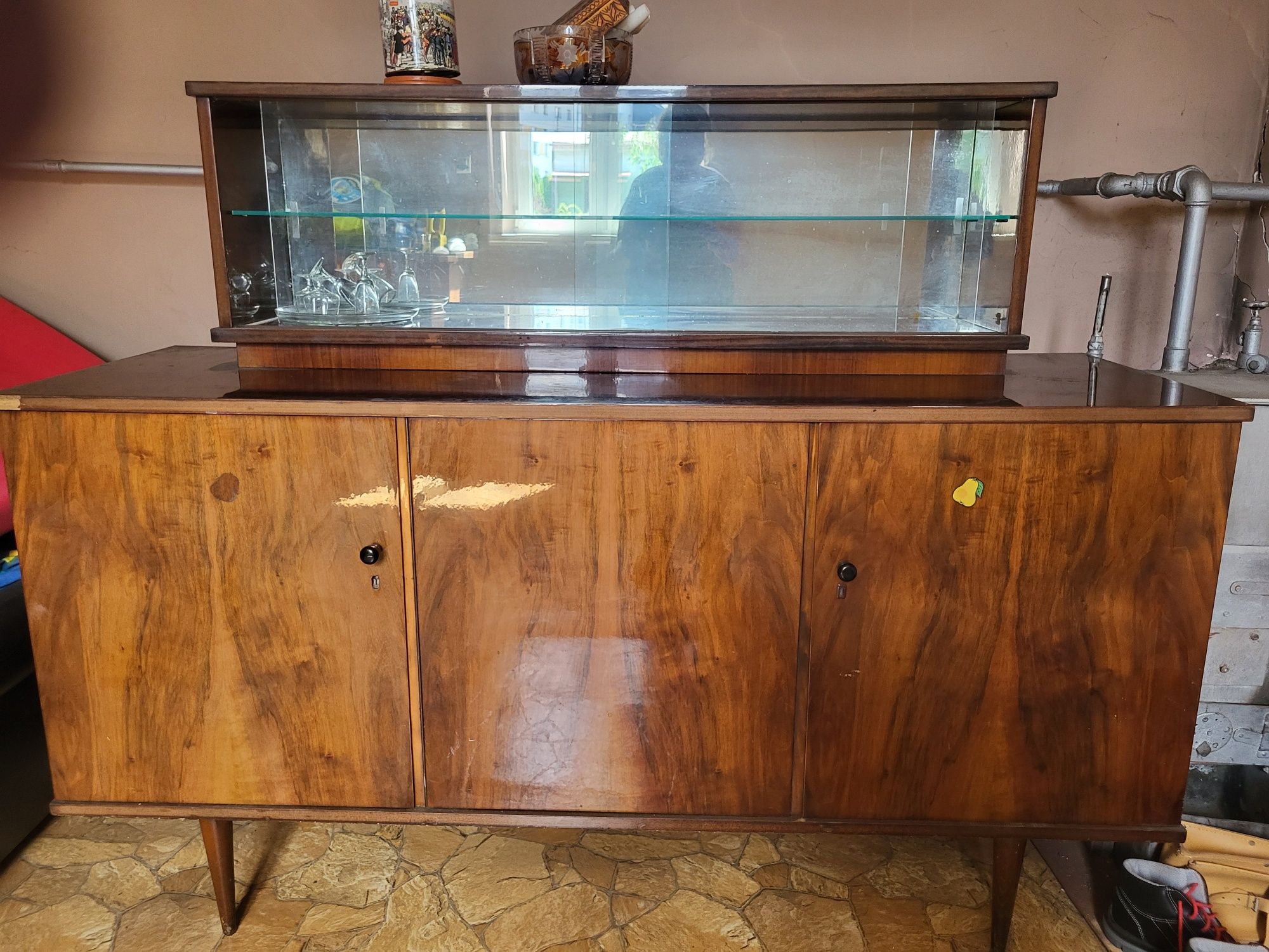 Komoda stara lata 70