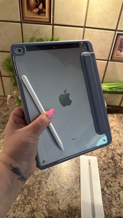Tablet iPad Apple Retina 10” + NOWY RYSIK 2 gen