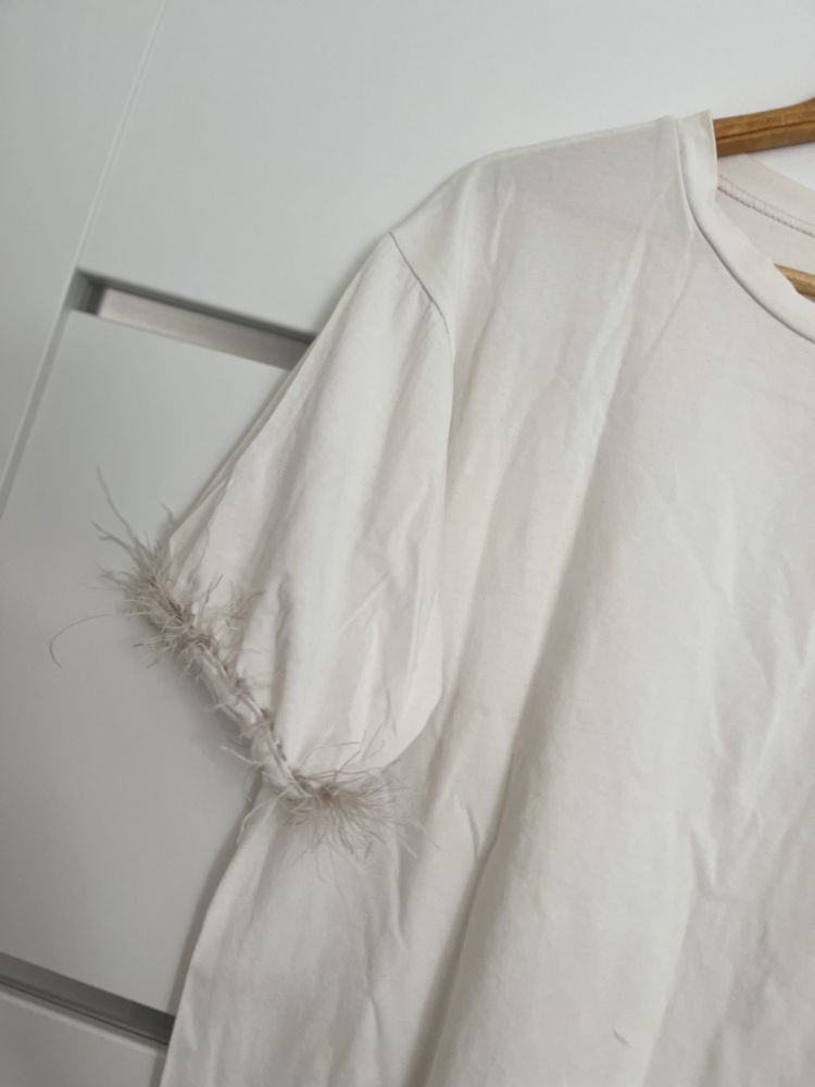 Koszulka tshirt z piorami biala bluzka M lumina