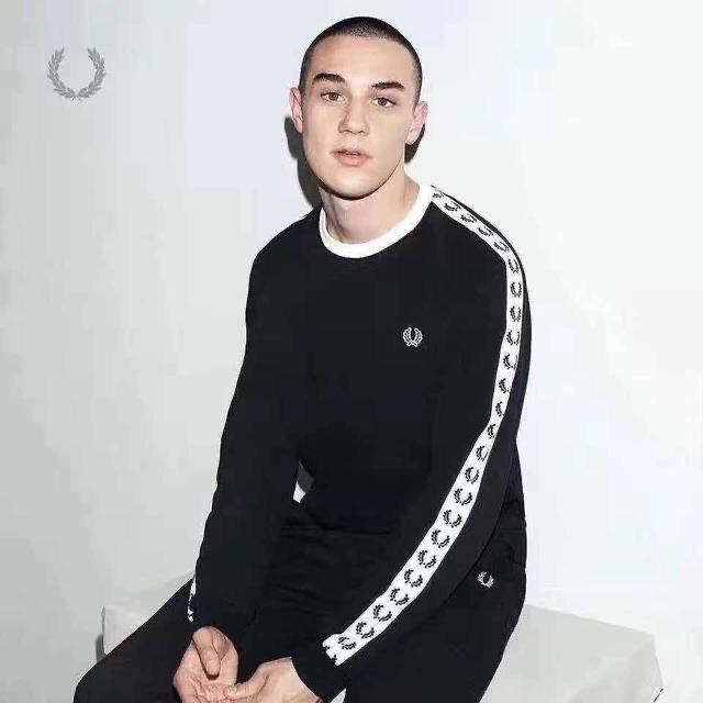 РОЗПРОДАЖ Лонгслів Fred Perry|фред пері