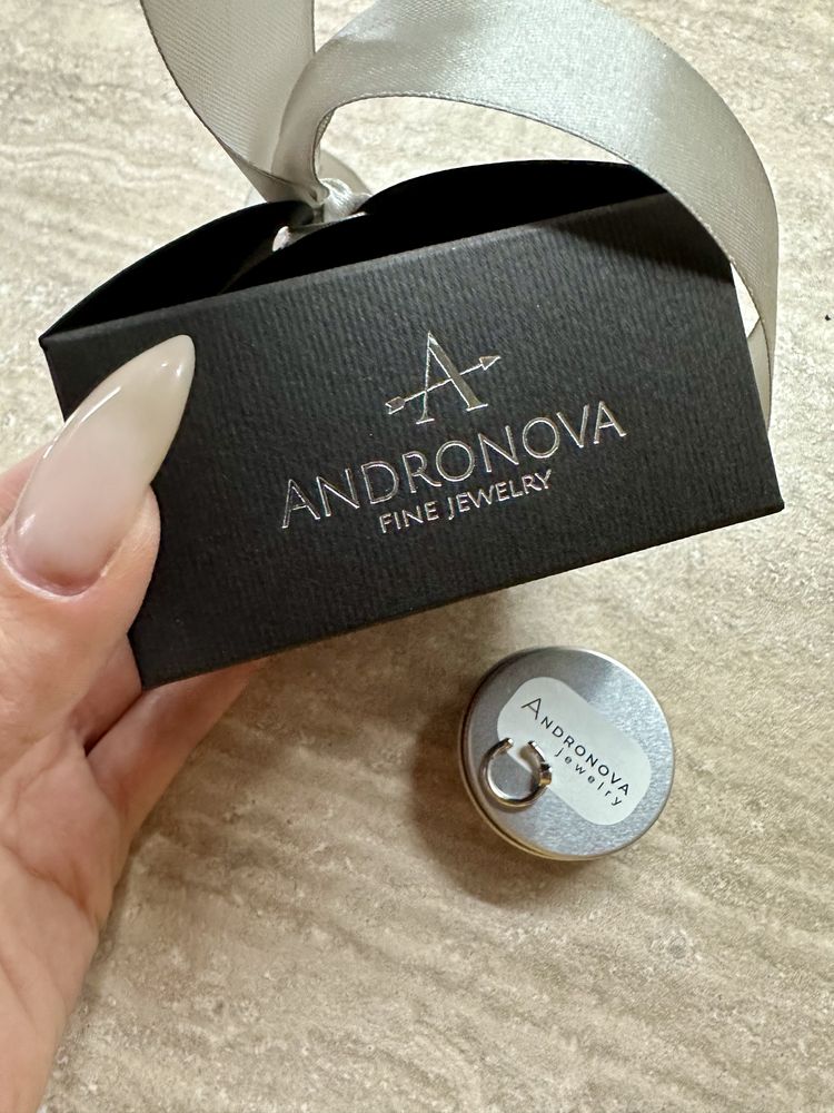 Срібний каф tiny tot українського бренду andronova jewelry