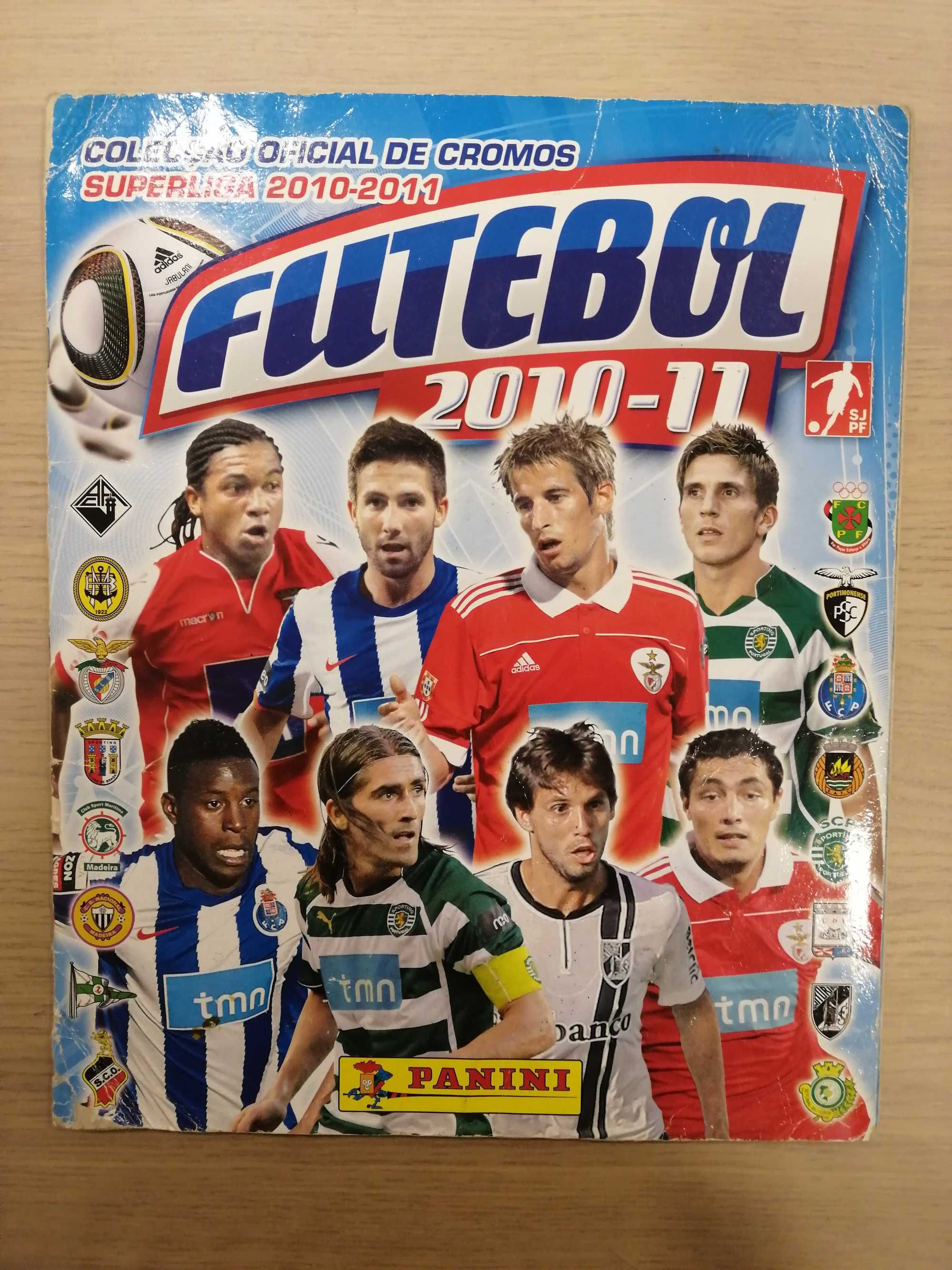 Caderneta Futebol 2010-11 - Panini [Completa]